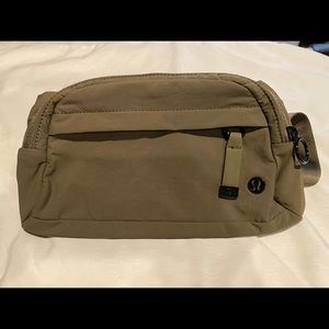 Lululemon Fanny pack